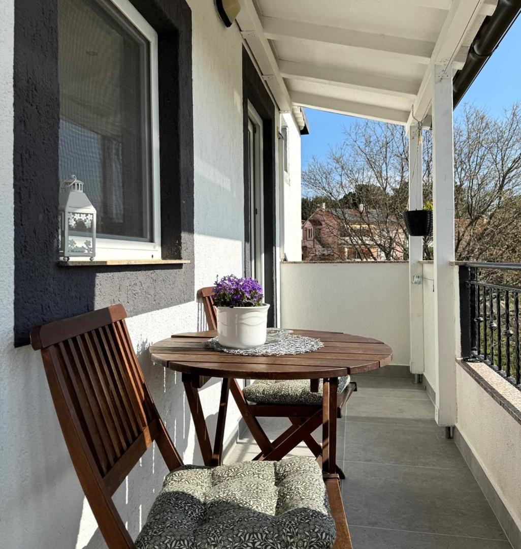 Charming Apartments Dodo Krk Town Exterior foto